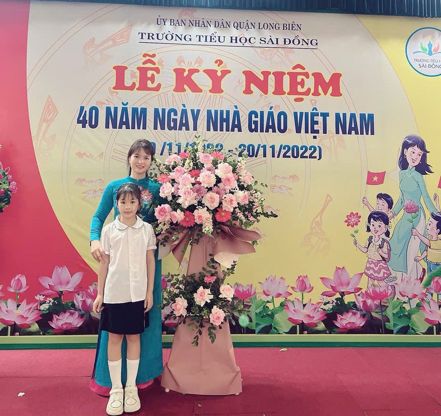 Cô Mai cùng học trò. mai-3.jpg