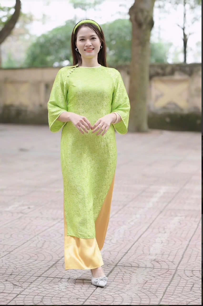Cô Trần Thanh Mai, Trường Tiểu học Sài Đồng (phường Phúc Lợi, thành phố Hà Nội). mai-4.jpg