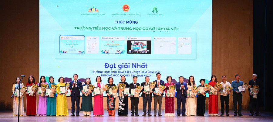 60 trường học được trao Giải thưởng Trường MM886 slot game, bắn cá, lô đề, đá gà thái ASEAN Việt Nam 2025.