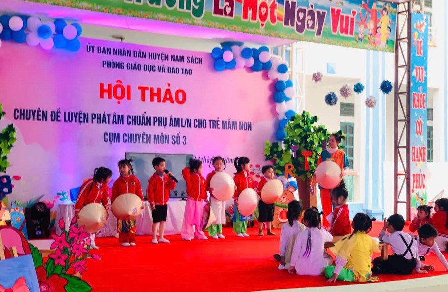 mn-cong-hoa.jpg