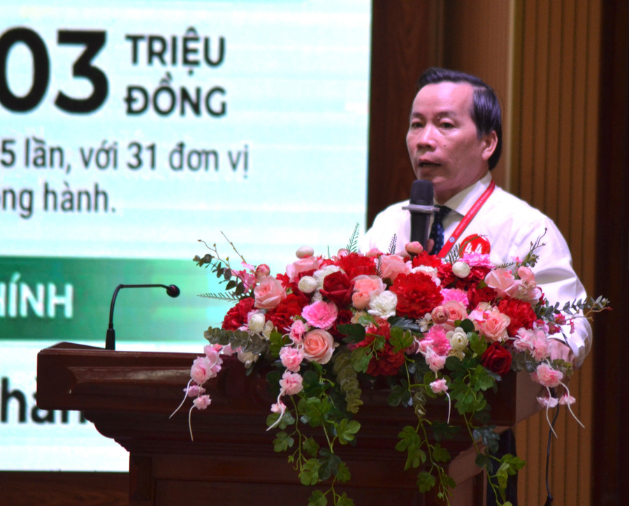 PGS.TS Nguyễn Văn Chinh - Phó Hiệu trưởng trình bày báo cáo tổng kết của MM88b nhà cái giai đoạn 2023-2025. khsdhjsdjksakfhak.jpg