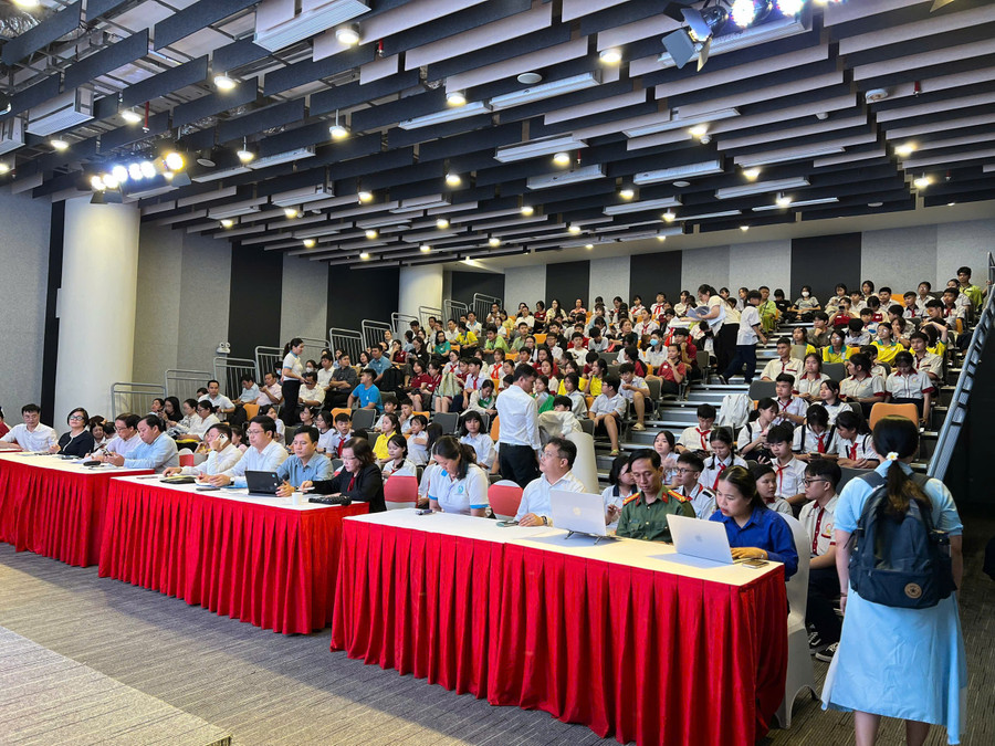 Diễn đàn có hơn 150 trẻ đến từ các trường học, trung tâm công tác xã hội và cơ sở trợ giúp MM886 thể thao, casino live, slot game trên địa bàn thành phố. z7504479056518-8a68e13c0dc1127112a466724d6c0447.jpg