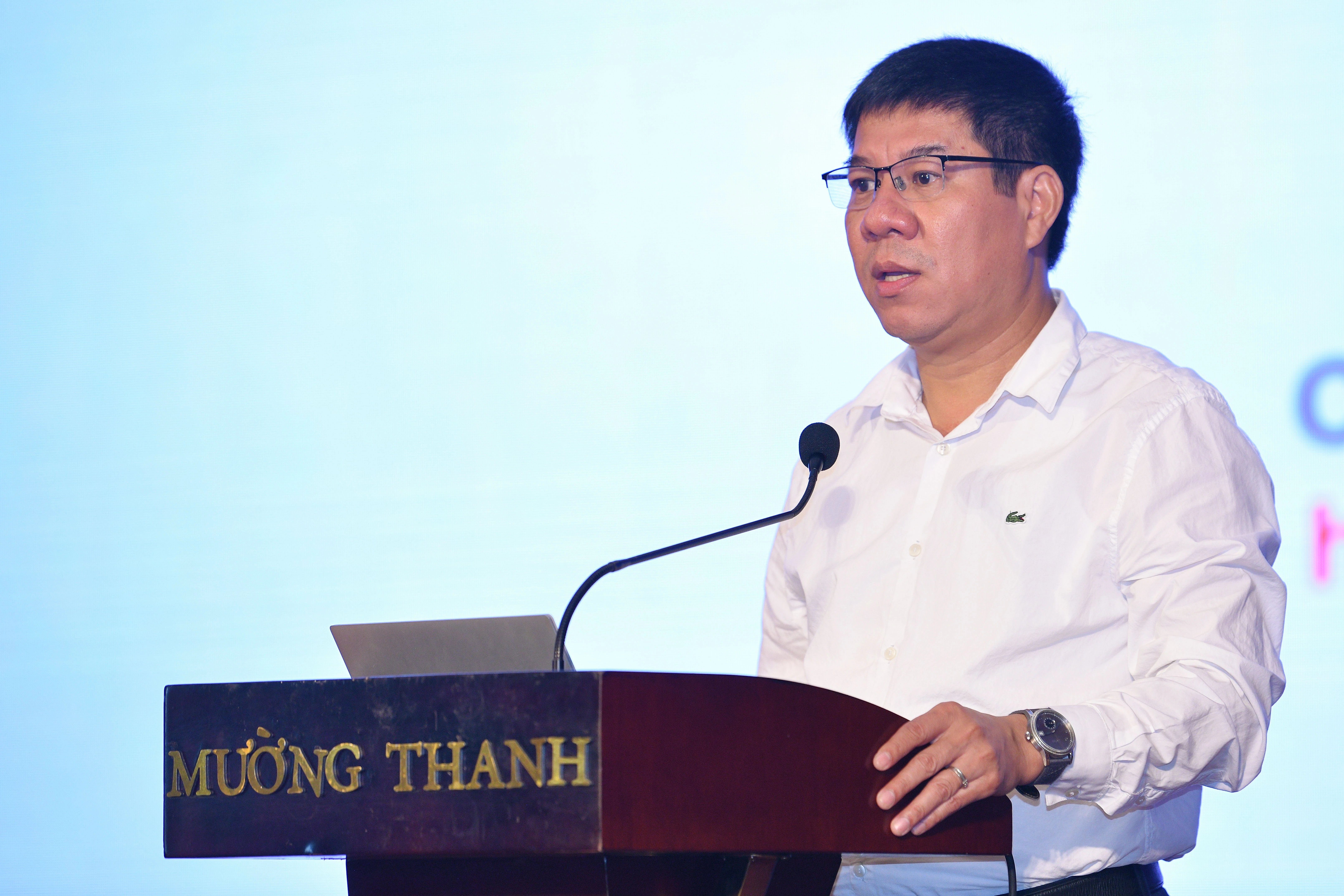Cục trưởng Cục Quản lý chất lượng Huỳnh Văn Chương. Cục trưởng Cục Quản lý chất lượng Huỳnh Văn Chương.