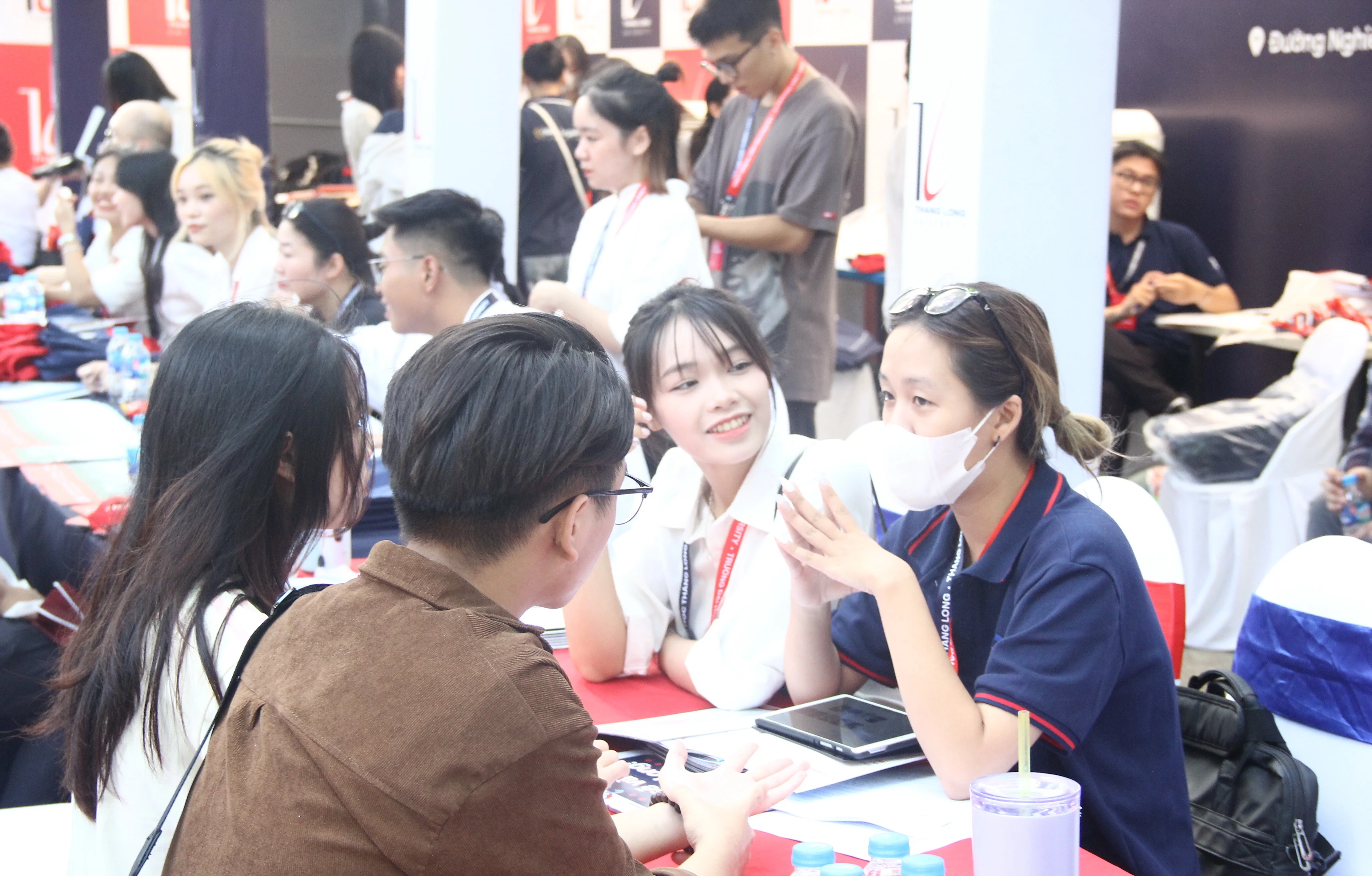 Đăng nhập vào MM886 Việt Nam tham dự Ngày hội tư vấn lựa chọn nguyện vọng xét tuyển. Đăng nhập vào MM886 Việt Nam tham dự Ngày hội tư vấn lựa chọn nguyện vọng xét tuyển.