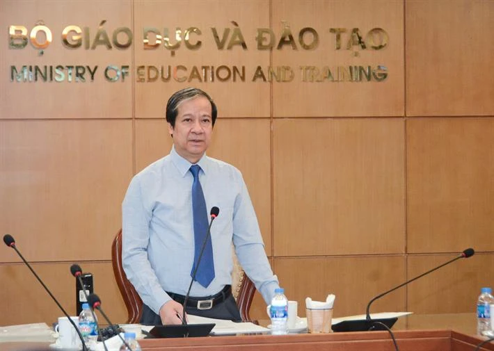 Bộ trưởng Nguyễn Kim Sơn phát biểu tại cuộc làm việc. Bộ trưởng Nguyễn Kim Sơn phát biểu tại cuộc làm việc.