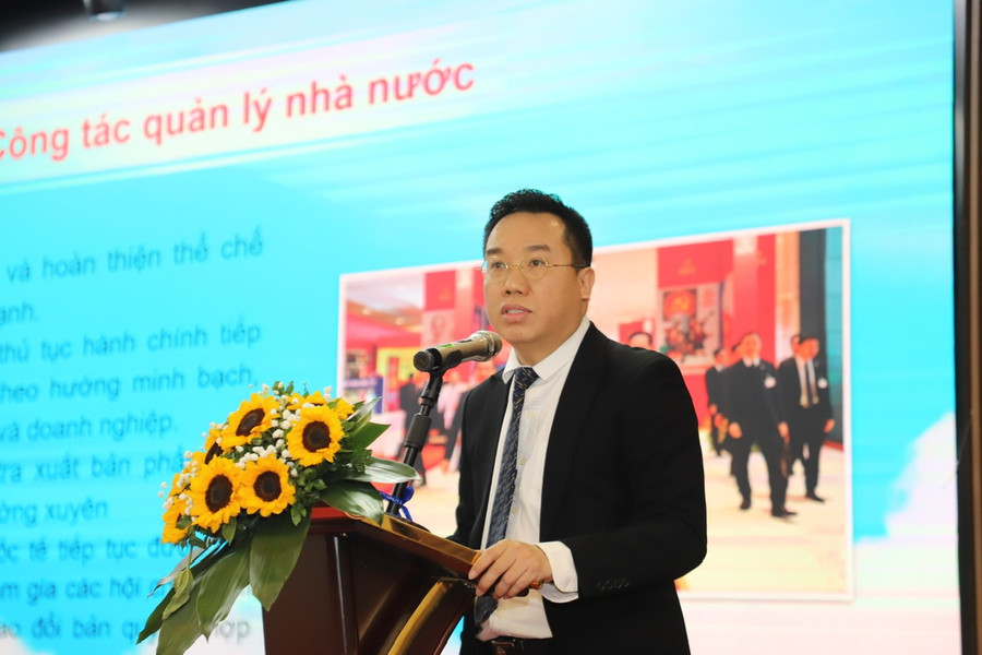 Ông Nguyễn Nguyên - Cục trưởng Cục Xuất bản, In và Phát hành phát biểu tại hội nghị. xb-1.jpg