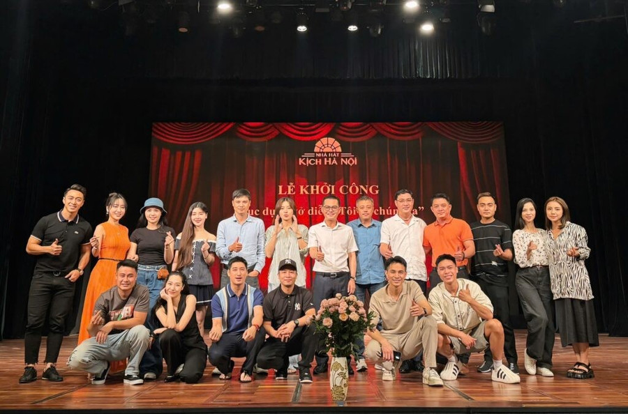 Nhiều diễn viên, nghệ sĩ nổi tiếng tham gia vở kịch nói toi-va-chung-ta-2.jpg