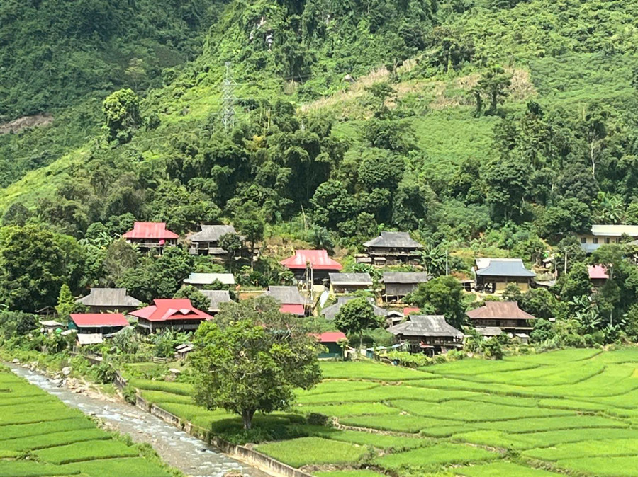 Những bản làng ở Điện Biên đang nguon-nhan-luc-2.jpg