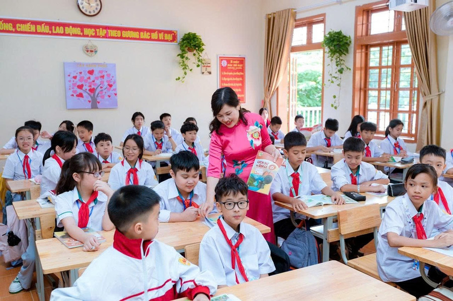 Một tiết học của cô trò Trường THCS Mộc Lỵ.