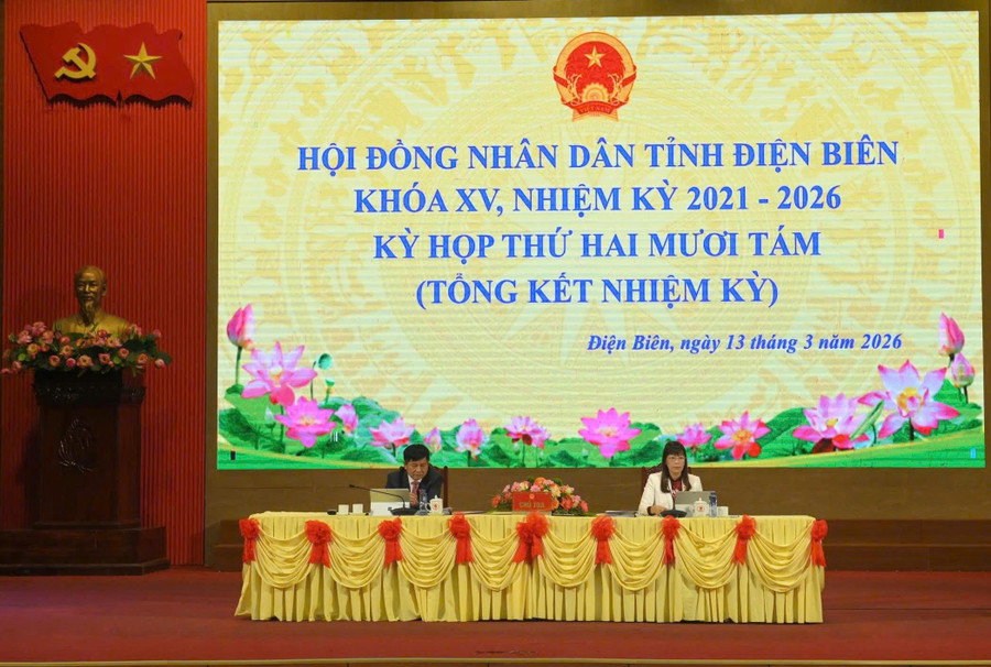 Thường trực HĐND tỉnh Điện Biên chủ trì kỳ họp. cs-giao-duc.jpg