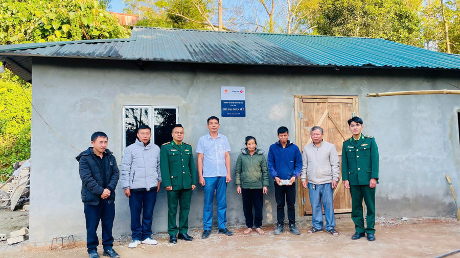 Trao nhà si-pa-phin-42.jpg