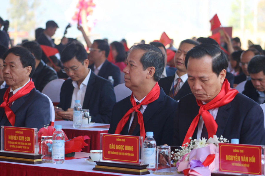khanh-thanh-sipaphin-2.jpg