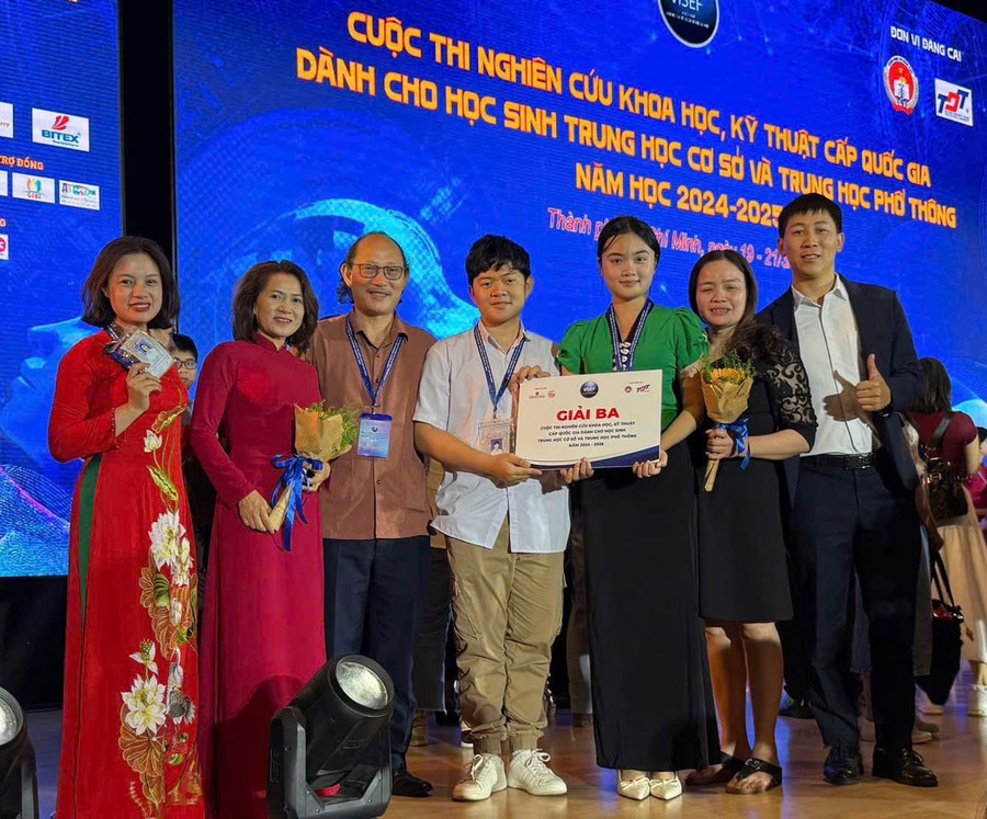 nghien-cuu-khoa-hoc-2.jpg