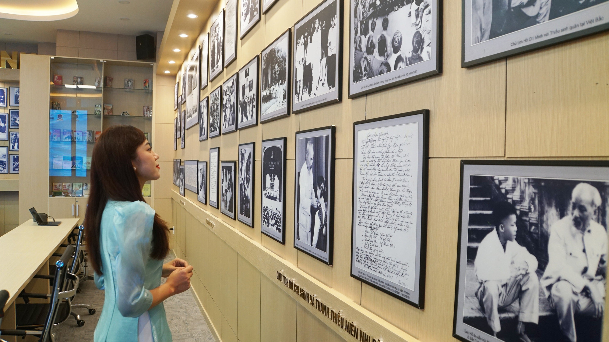 khong-gian-van-hoa-ho-chi-minh-1.jpg