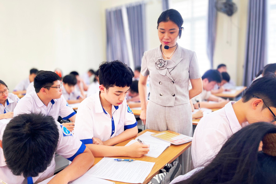 Trung Tâm Đăng Nhập MM88 Chính Thức Mới Trường THCS Đông Thọ (phường Hàm Rồng, Thanh Hóa) ôn thi miễn phí vào lớp 10, năm học 2025-2026.