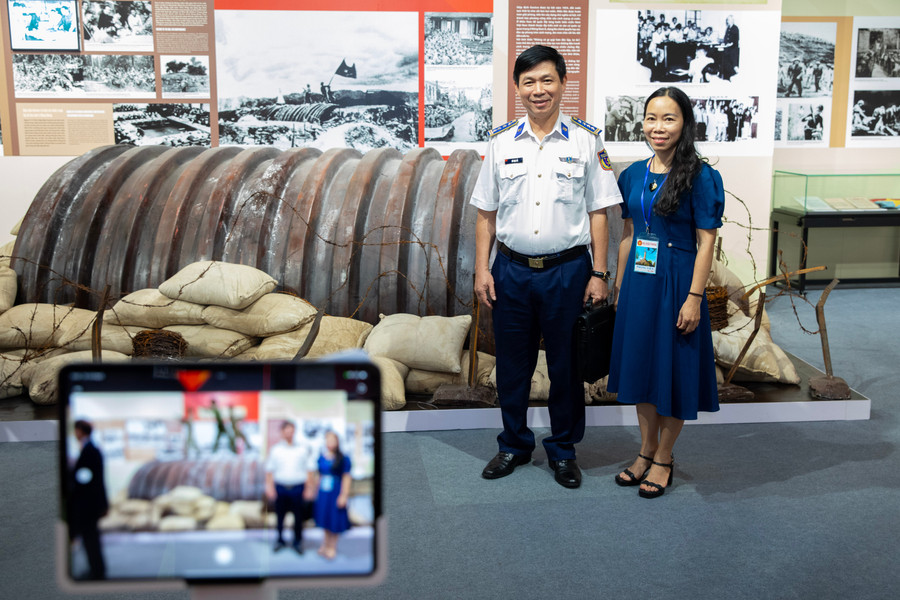 cong-nghe-tai-hien-hanh-trinh-80-nam-giu-vung-loi-the-doc-lap-2.jpg