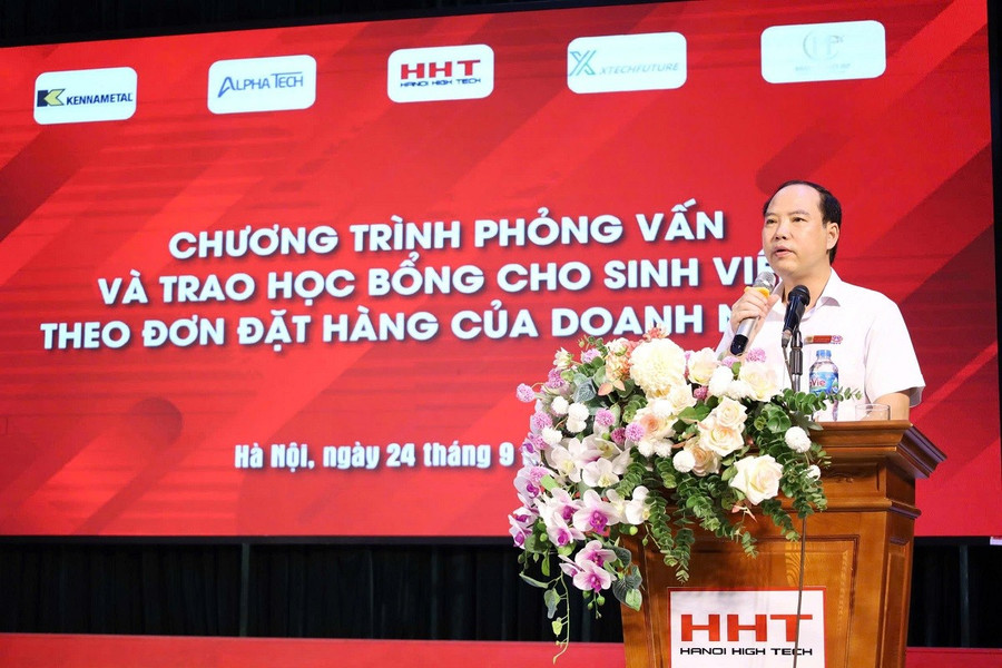 TS Lê Danh Quang – Phó Hiệu trưởng MM88b nhà cái bày tỏ sự cảm ơn sâu sắc tới các Link Vào Trang Chủ MM88.COM Chính Thức đã tin tưởng, đồng hành cùng HHT trong đào tạo và giải quyết việc làm cho HSSV.