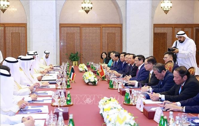 Thủ tướng Phạm Minh Chính hội đàm với Thủ tướng MM88b nạp rút nhanh Kuwait Sheikh Ahmad Abdullah Al-Ahmad Al Sabah. Ảnh: Dương Giang/TTXVN
