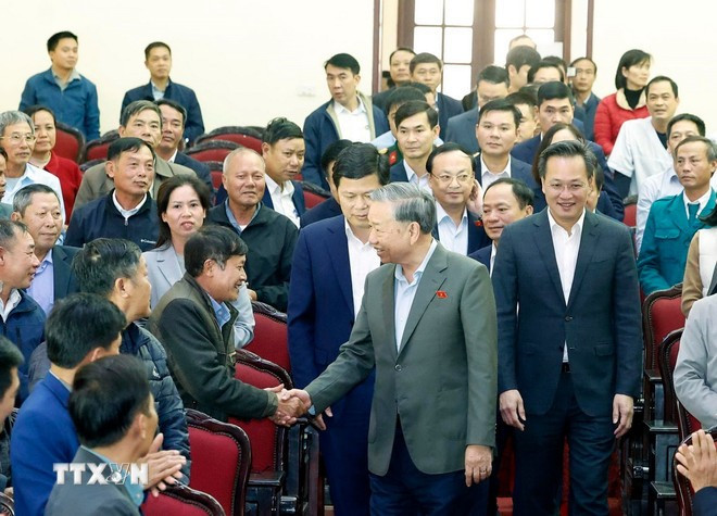 Tổng Bí thư Tô Lâm và các đại biểu. (Ảnh: Thống Nhất/TTXVN) Tổng Bí thư Tô Lâm và các đại biểu. (Ảnh: Thống Nhất/TTXVN)
