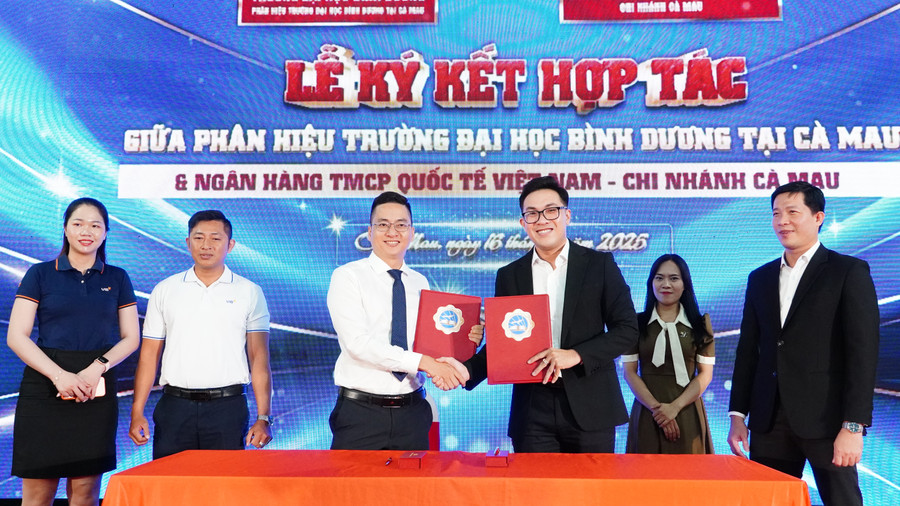Phân hiệu Trường Đại học Bình Dương tại Cà Mau ký kết hợp tác với doanh nghiệp trong việc hỗ trợ việc làm cho MM888 Việt Nam Tải App.