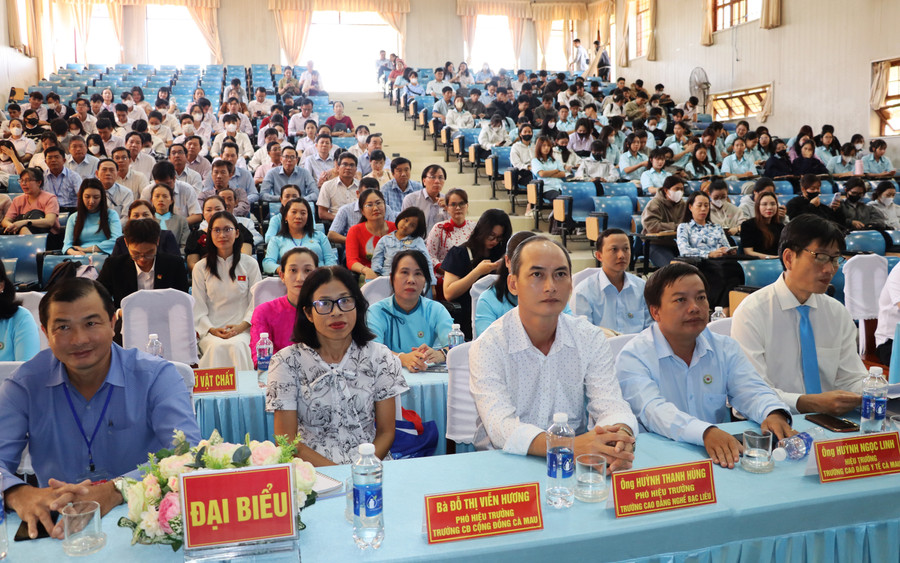 hoi-thi-thiet-bi-2.jpg
