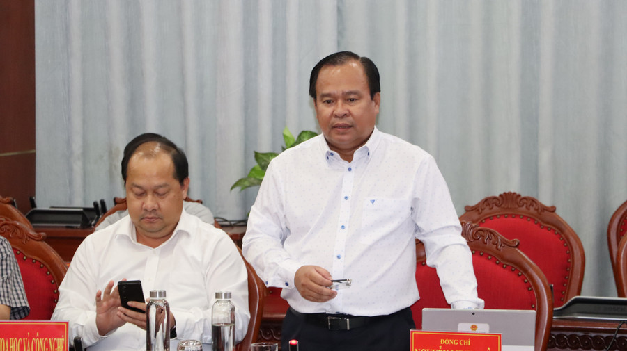 Ông Nguyễn Minh Luân, Phó Chủ tịch UBND tỉnh Cà Mau phát biểu tại buổi lễ. img-4424.jpg