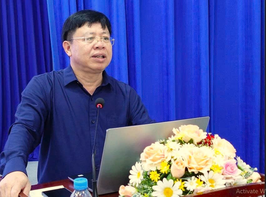 Ông Nguyễn Văn Nguyên, Giám đốc Sở GD&ĐT tỉnh Cà Mau phát biểu tại buổi lễ. gen-n-tong-ket-mam-non-4.jpg