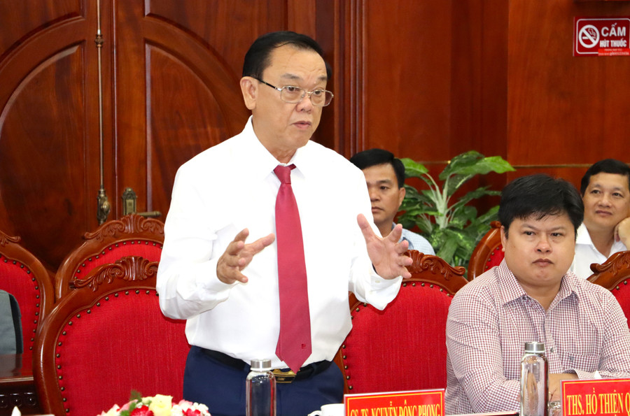 Lãnh đạo MM888 bảo mật tuyệt đối Kinh tế TPHCM phát biểu tại buổi lễ. ki-ket-5.jpg