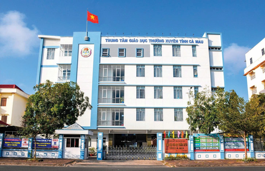 Trung tâm Giáo dục thường xuyên tỉnh Cà Mau.