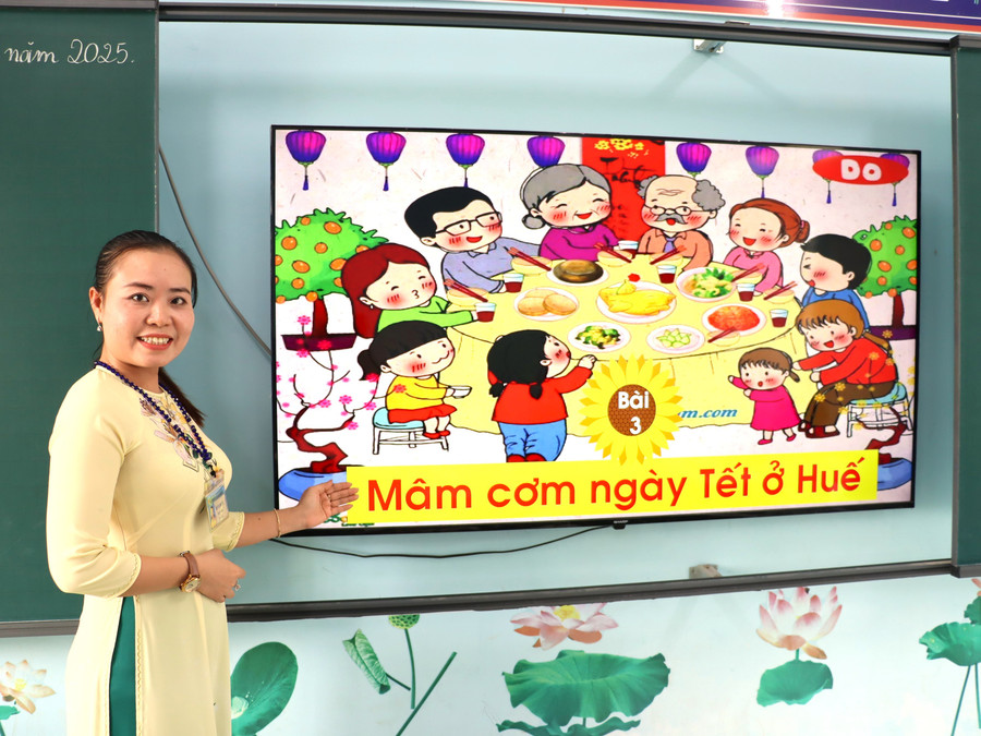 giao-vien-ung-dung-cong-nghe-thong-tin-trong-giang-day.jpg