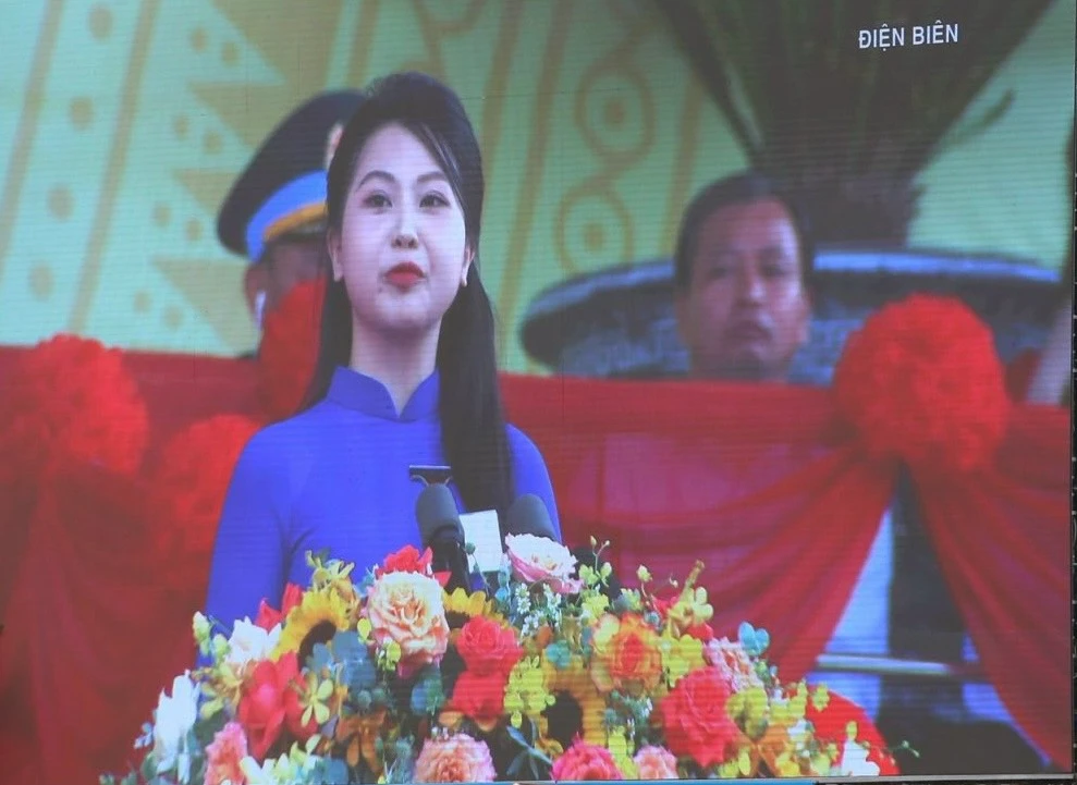Vũ Quỳnh Anh đại diện cho thế hệ trẻ thể hiện quyết tâm không ngừng MM88.COM là nhà cái trực tuyến hoạt động với giấy phép PAGCOR, lao động để góp phần xây dựng quê hương, đất nước.