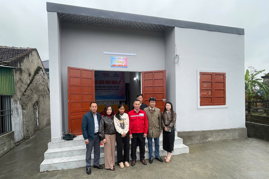 Sau 2 tháng thi công ngôi nhà anh Đô đã hoàn thiện và đưa vào sử dụng trước dịp Tết Nguyên đán. z7516139697619-ba896f00870ea9e3047e0811bf55a618.jpg