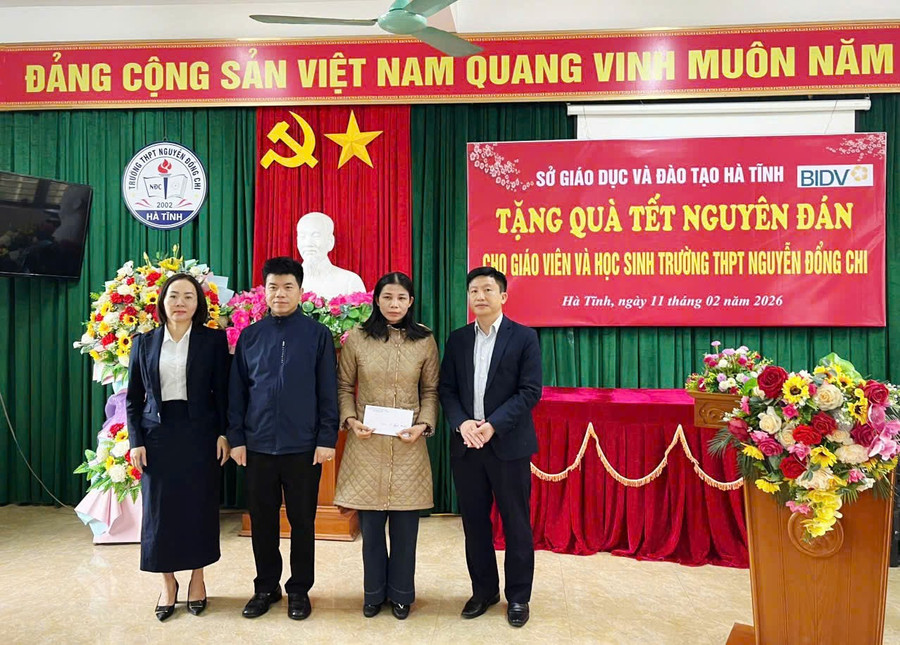 z7523140529511-2ecc305195f5bac65d95d5767f778db8.jpg