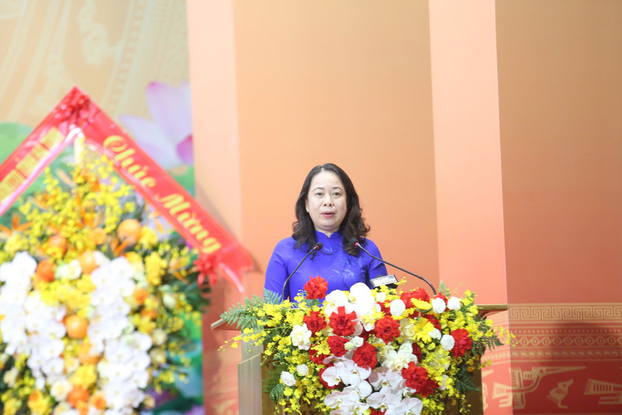 Bà Võ Thị Ánh Xuân - Phó Chủ tịch nước phát biểu chỉ đạo tại 2MM88.com trò chơi casino và slot. z7110548030404-735f726d697a135ba0de38dfea00f782.jpg