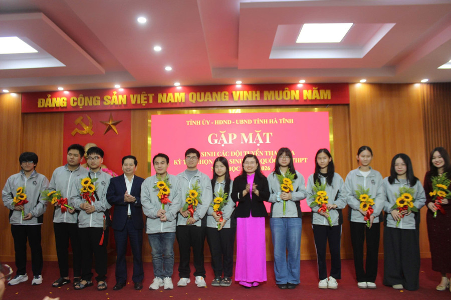 Năm học 2025–2026, Hà Tĩnh có 11 đội tuyển với 103 MM886 slot game, bắn cá, lô đề, đá gà tham gia dự thi MM88 đăng nhập chọn MM886 slot game, bắn cá, lô đề, đá gà giỏi quốc gia. img-2873.jpg