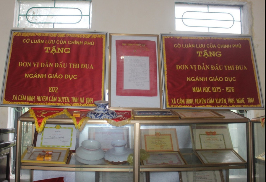 Xã Cẩm Bình là địa phương duy nhất trong cả nước 4 lần đón nhận danh hiệu Anh hùng. img-3028.jpg