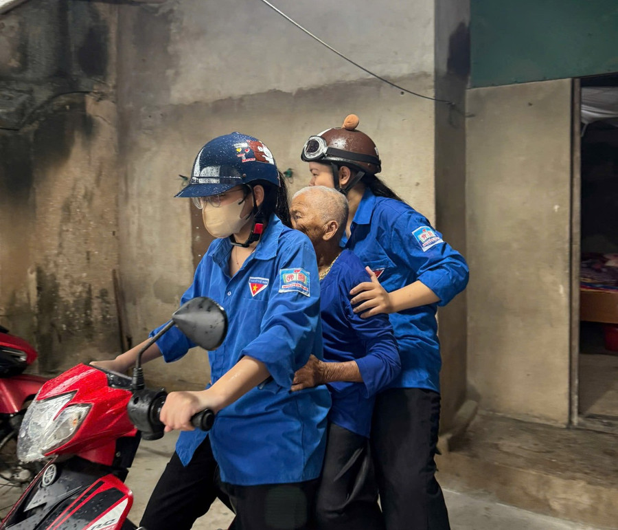 Hàng nghìn hộ dân đã được sơ tán đến nơi an toàn trước 17h ngày 24/8. img-8097.jpg
