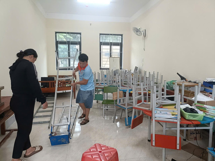 Trung Tâm Đăng Nhập MM88 Chính Thức Mới Trường Tiểu học và THCS Sơn Hồng chủ động phòng chống bão. z6939646724169-e4524c0af59bc3bb16bcfbd39d208f25.jpg