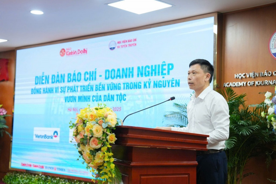 PGS.TS Nguyễn Thành Lợi – Tổng Biên tập Báo Kinh tế và Đô thị phát biểu khai mạc Diễn đàn. Ảnh: Báo KT&ĐT. PGS.TS Nguyễn Thành Lợi – Tổng Biên tập Báo Kinh tế và Đô thị phát biểu khai mạc Diễn đàn. Ảnh: Báo KT&ĐT.