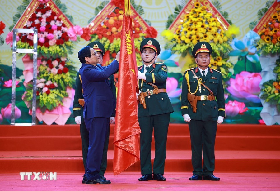 thu-tuong-pham-minh-chinh-du-le-ky-niem-80-nam-ngay-truyen-thong-luc-luong-vu-trang-quan-khu-5-8343501-3.jpg