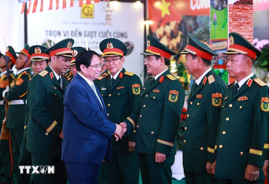 thu-tuong-pham-minh-chinh-du-le-ky-niem-80-nam-ngay-truyen-thong-luc-luong-vu-trang-quan-khu-5-8343370-5.jpg
