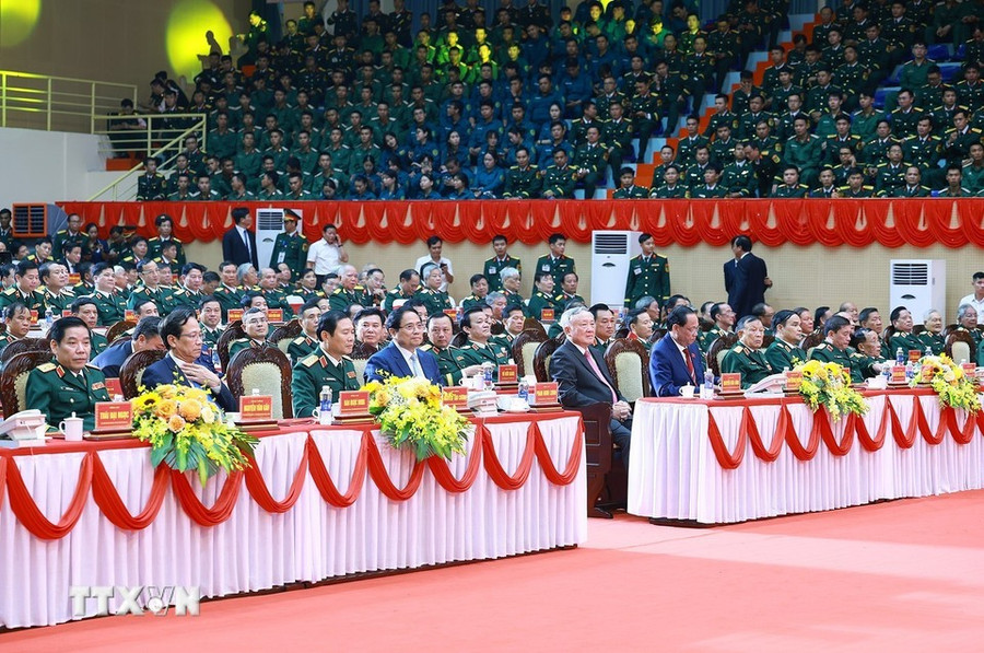 thu-tuong-pham-minh-chinh-du-le-ky-niem-80-nam-ngay-truyen-thong-luc-luong-vu-trang-quan-khu-5-8343370-7.jpg