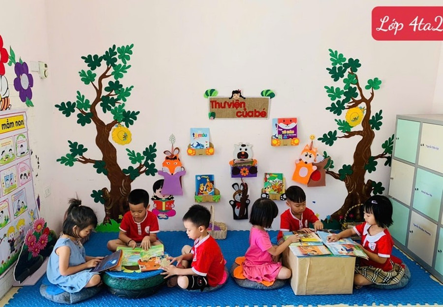 Hoạt động góc Thư viện của bé trường Mầm non Tề Lỗ. 2.jpg