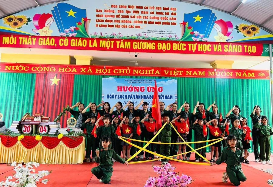 Hưởng ứng ngày sách và văn hóa đọc, Trường Tiểu học Xuân Huy (huyện Lâm Thao) tổ chức các hoạt động với chủ đề hướng về ngày 30/4. th-xuan-huy.jpg