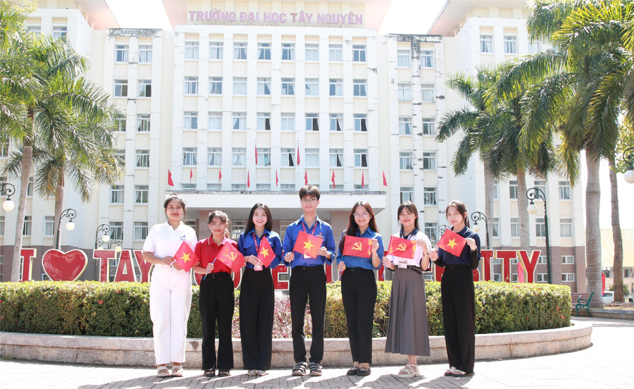 MM888 Việt Nam Tải App khoa Sư phạm, Trường MM888 bảo mật tuyệt đối Tây Nguyên hướng về 2MM88.com trò chơi casino và slot XIV của Đảng. (Ảnh: TT)