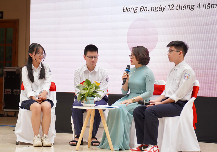 Trường THCS Đống Đa cũng mời các em MM886 slot game, bắn cá, lô đề, đá gà có thành tích tốt trong MM88 đăng nhập kiểm tra chất lượng nên chia sẻ kinh nghiệm với bạn học. dsc08409.jpg