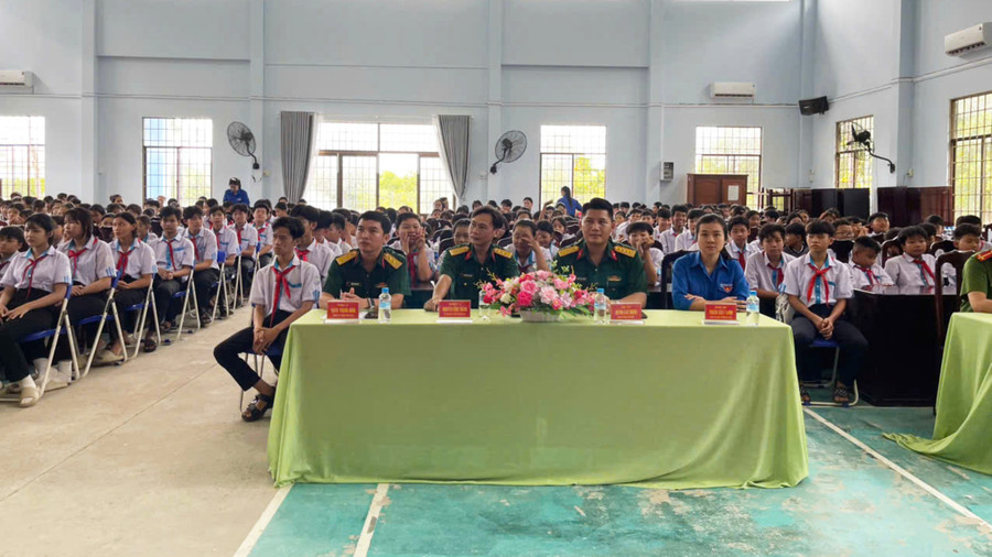 bo-doi-hoc-sinh-1.jpg
