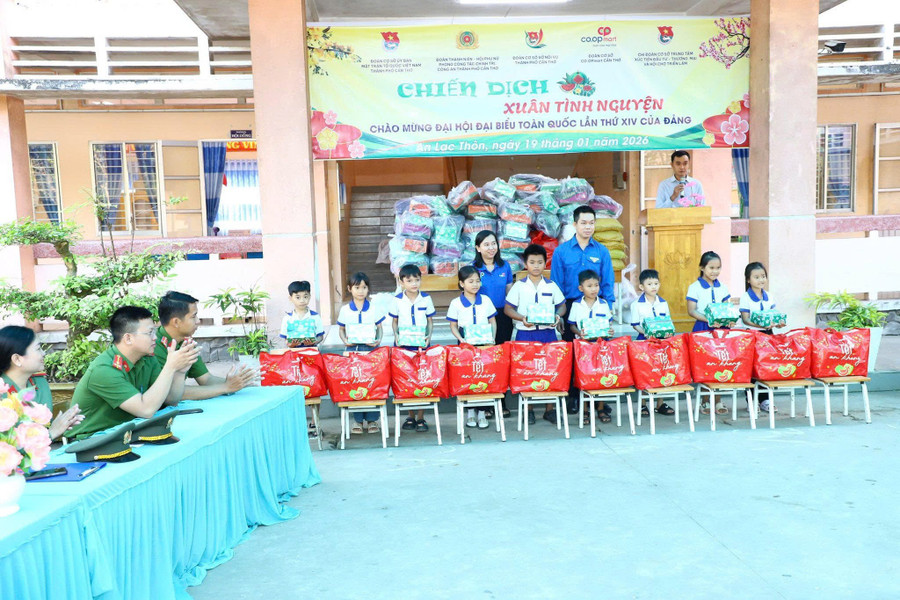 xuan-tinh-nguyen-01.jpg