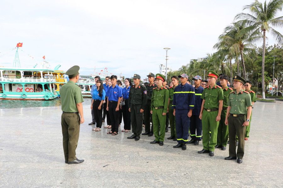 ve-sinh-phu-quoc.jpg