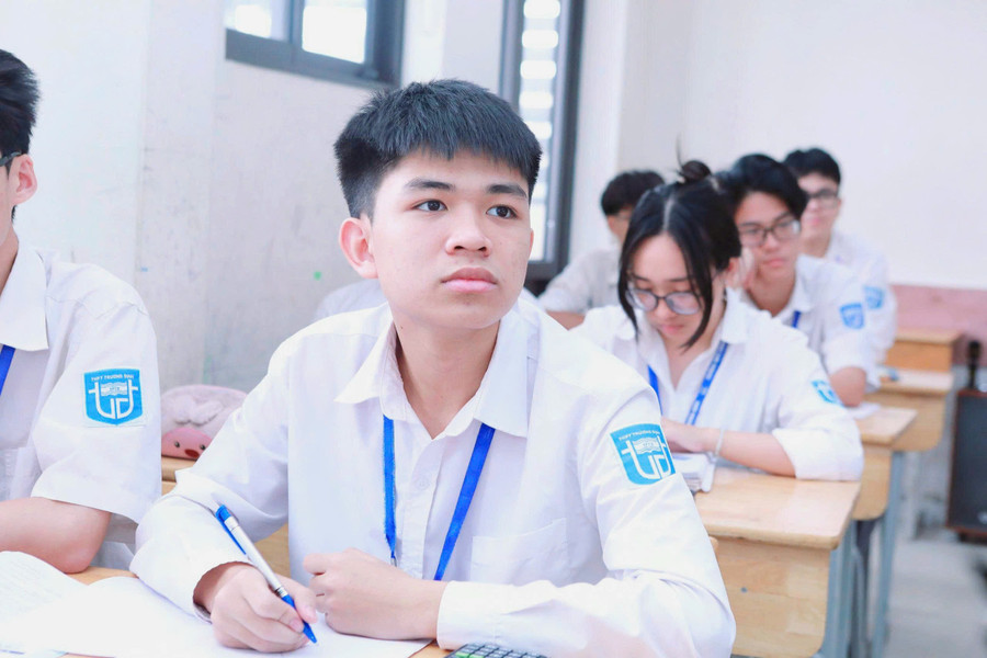 Mai Đức Trung có đam mê Hóa học và ý thức MM88.COM là nhà cái trực tuyến hoạt động với giấy phép PAGCOR rất cao. Ảnh: Đình Tuệ.